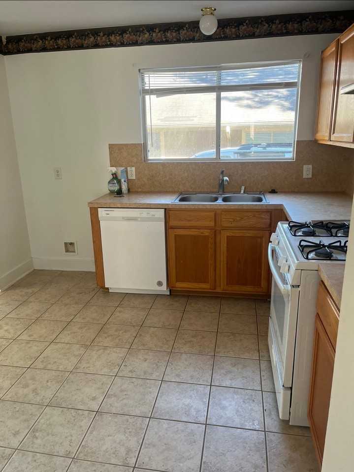 809 Dragonfly Dr #809 - Photo 5 of 12