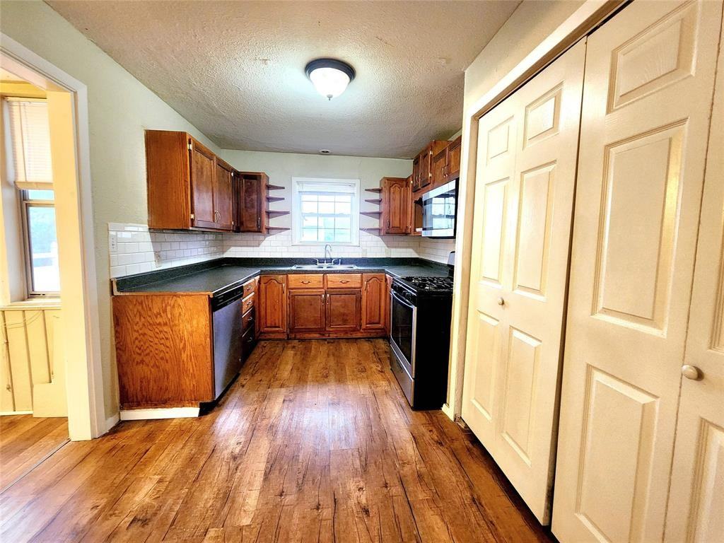 739 S Andrews Ave #739 - Photo 2 of 15