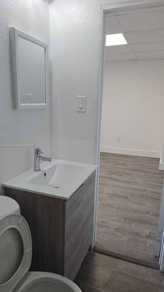 5655 Johnson Street #5655-5 - Photo 3 of 8