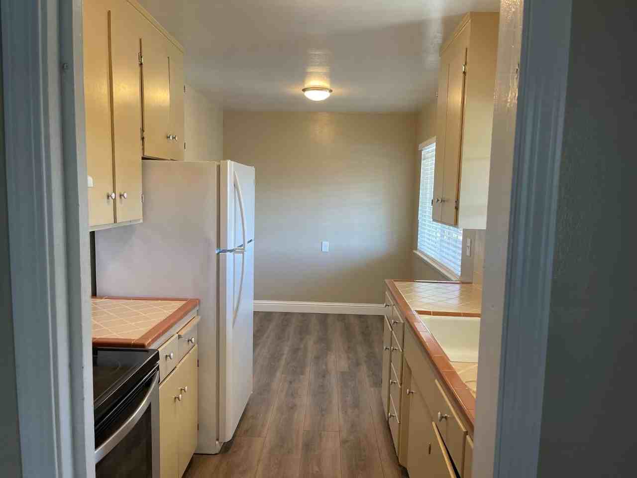 755 E Duane Ave #755I - Photo 3 of 23