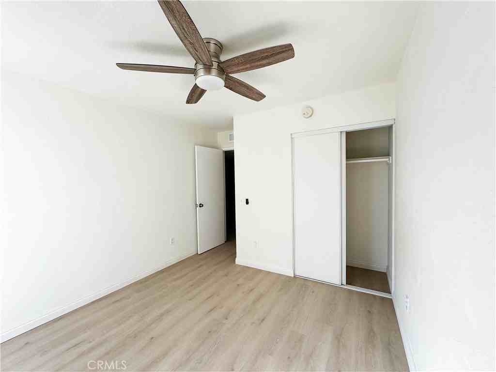 25180 5th St #25180 - Photo 5 of 14