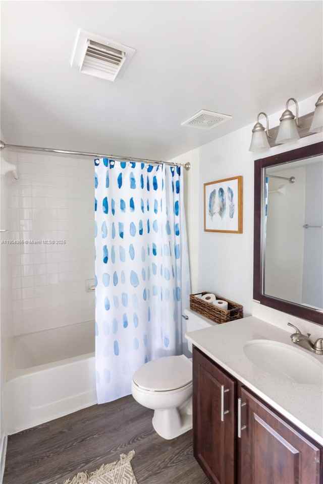 17200 Nw 64th Ave - Photo 4 of 50