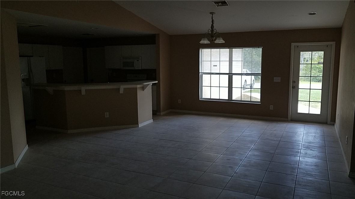 2914 48th Street West #2914 - Photo 2 of 17