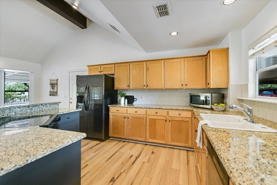 302 Valley Drive #302 - Photo 2 of 21