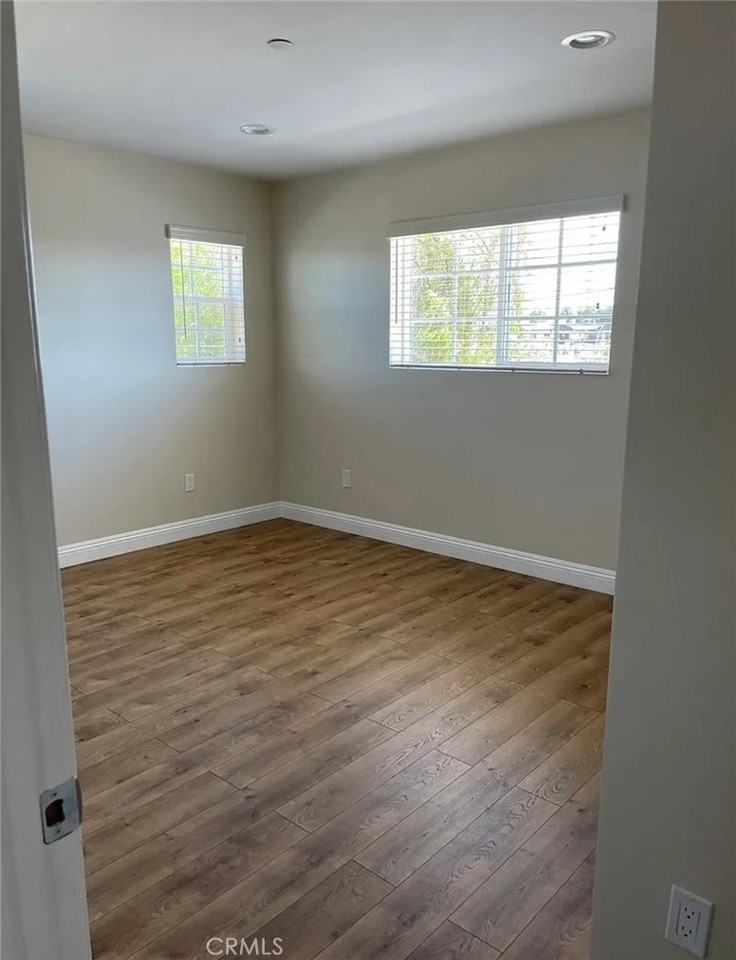 10324 Eton Avenue #10324 - Photo 3 of 8