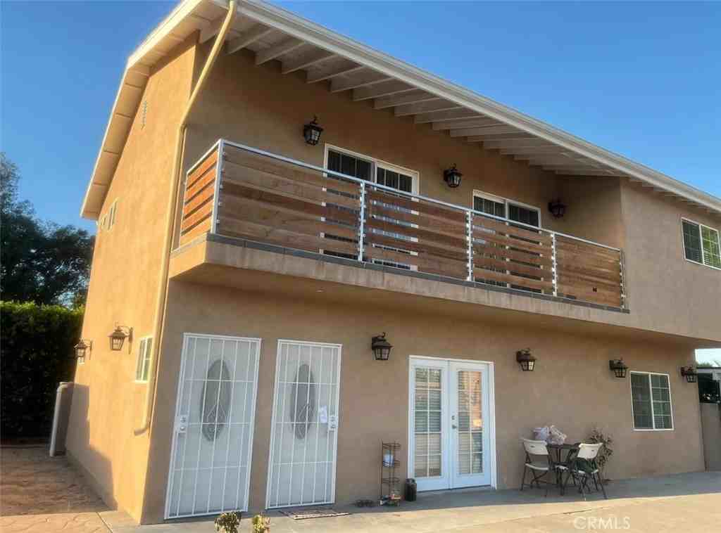 10324 Eton Avenue #10324 - Photo 4 of 8