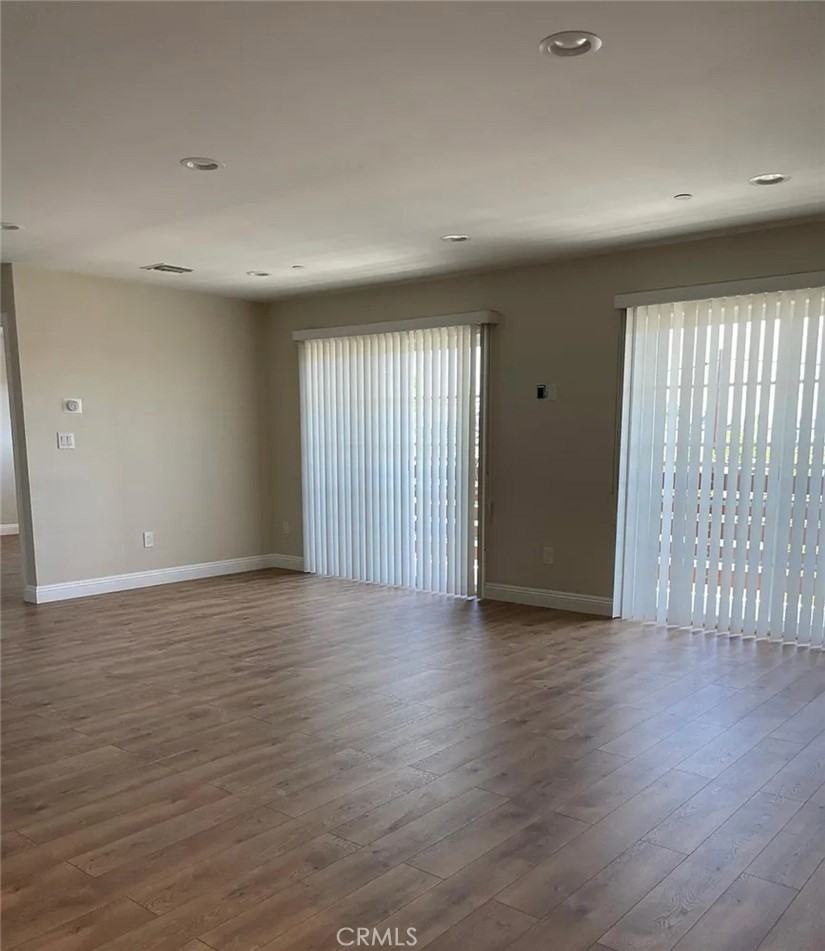 10324 Eton Avenue #10324 - Photo 7 of 8