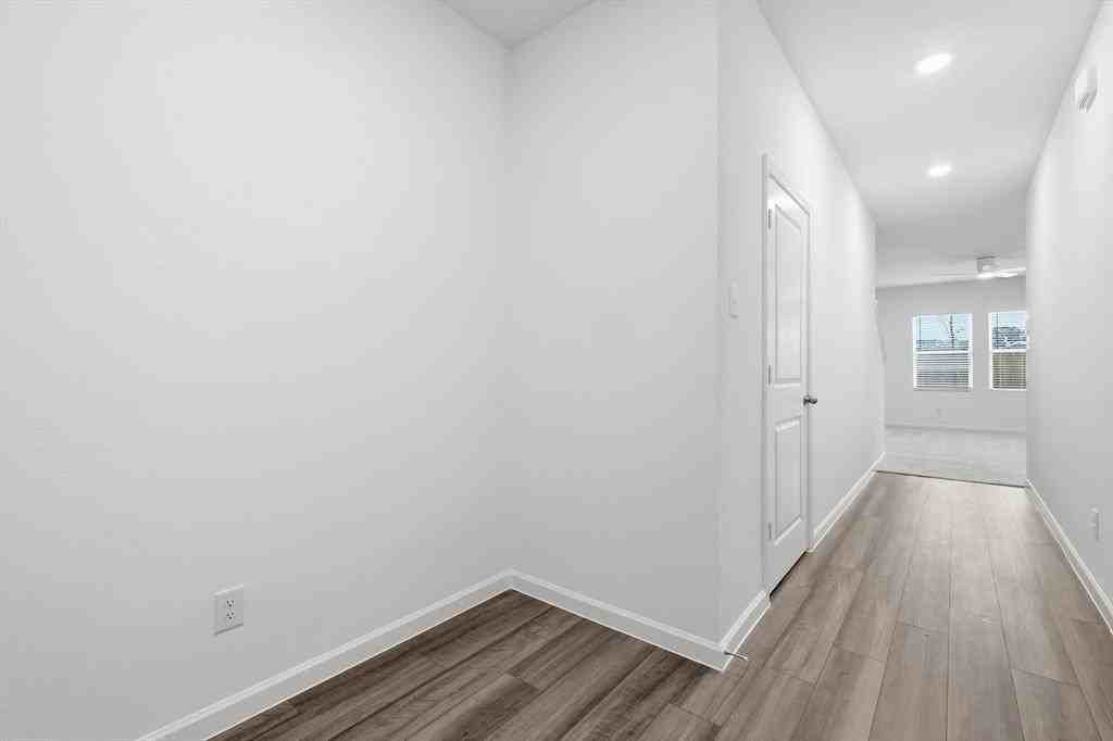 2106 Meadow Park Drive #2106 - Photo 6 of 39