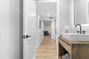 635 Magnolia Boulevard #635B - Photo 1 of 1