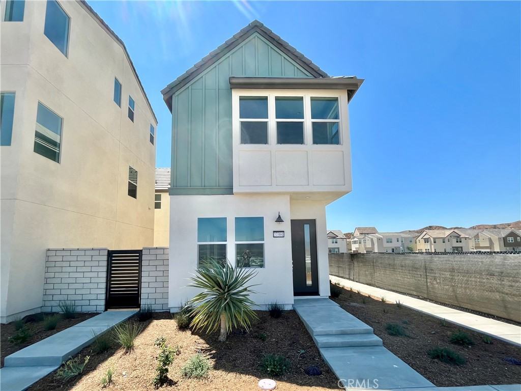 27391 Powser Ridge Court #27391 - Photo 2 of 22