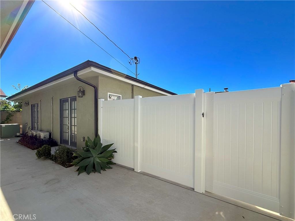 2108 La Paloma Street #2108 - Photo 6 of 15