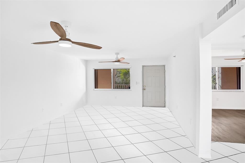 9470 Tangerine Place