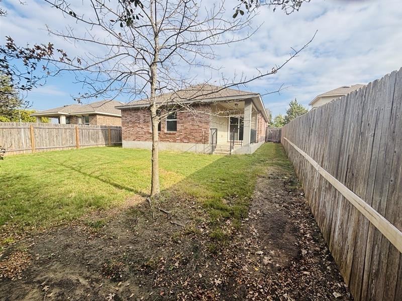 1418 Walden Pond Drive #1418 - Photo 3 of 24