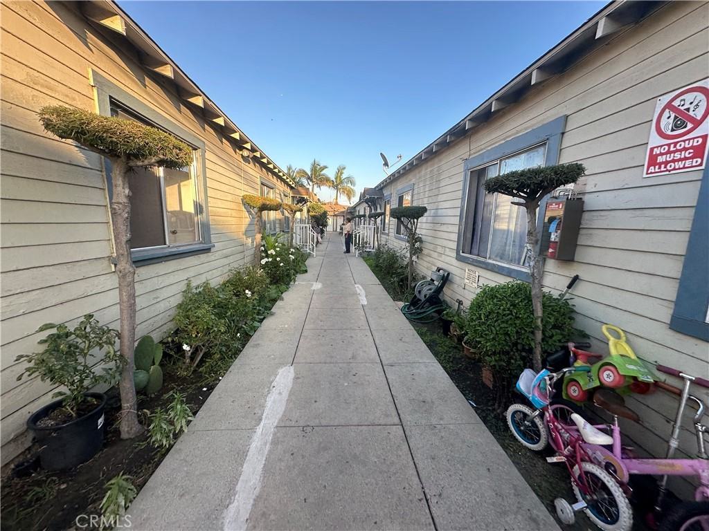 920 Mcfarland Avenue #920 - Photo 4 of 8