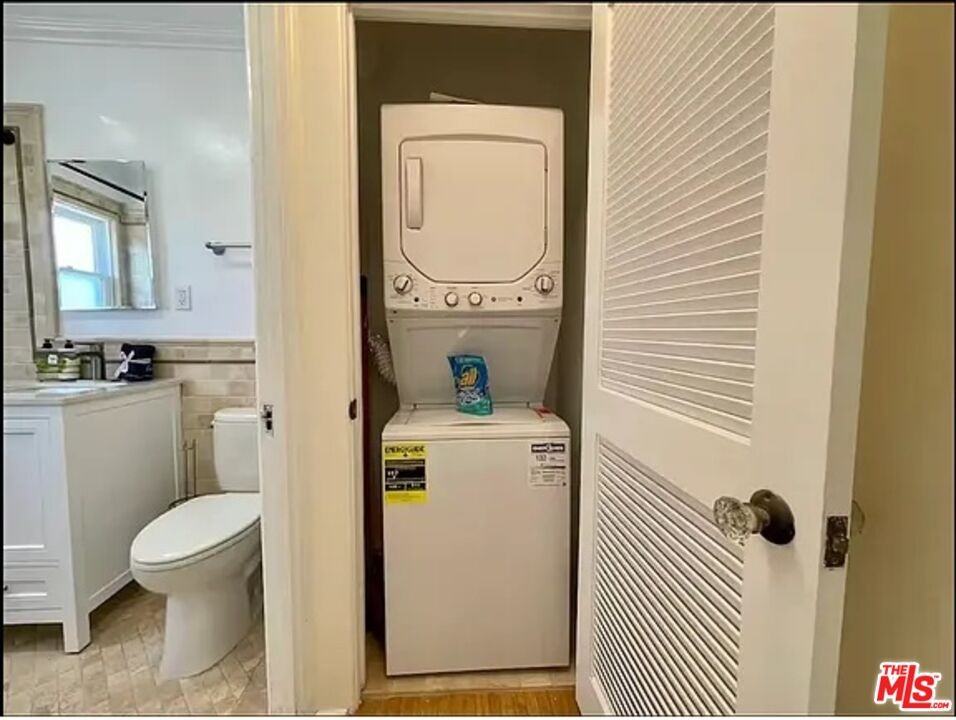 1144 15th St #1144-6 - Photo 5 of 12