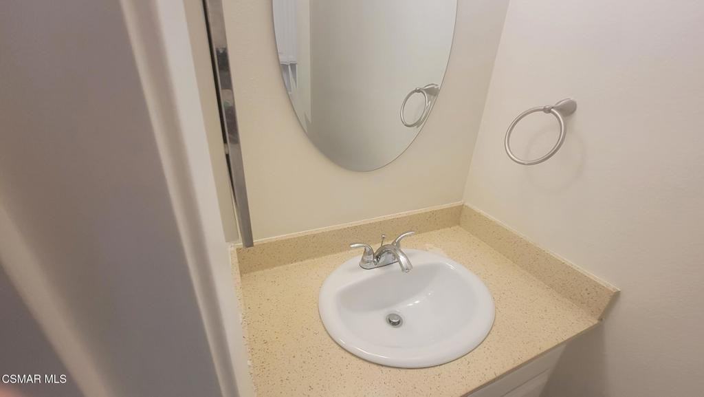 12301 Runnymede Street #12301-3 - Photo 7 of 26