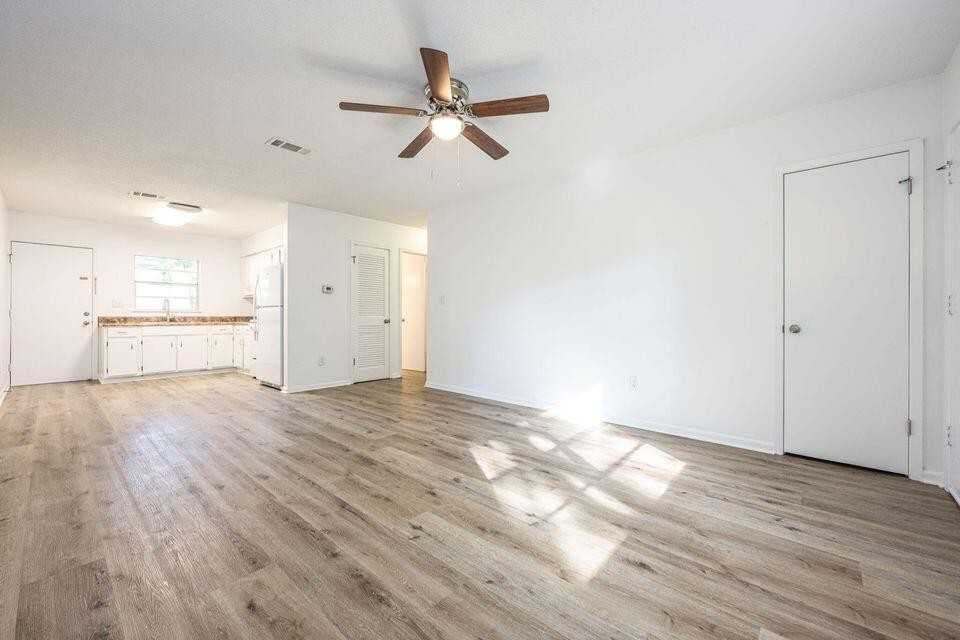 1013 Holton Avenue #1013-3 - Photo 3 of 20