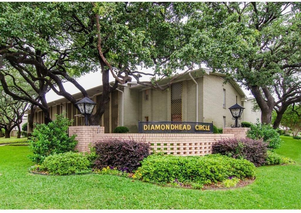 6357 Diamond Head Cir #6357B - Photo 6 of 23