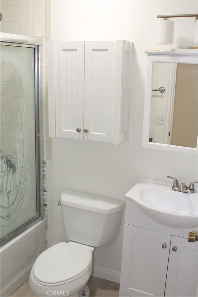 21822 Jinetes #21822 - Photo 2 of 18