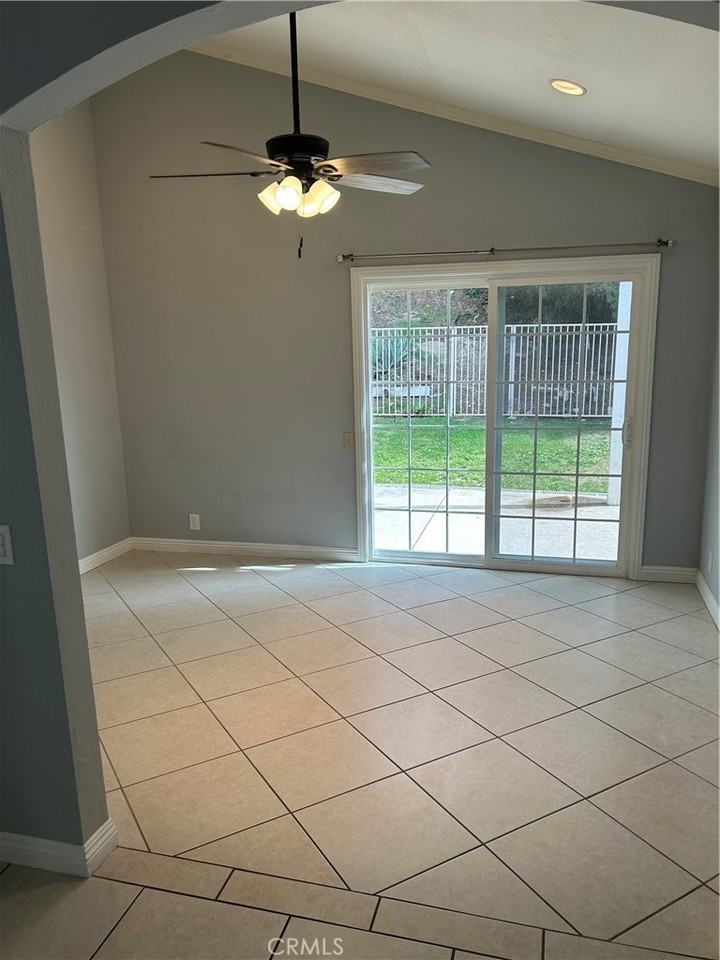 21822 Jinetes #21822 - Photo 6 of 18