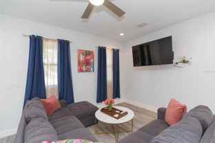 2013 East Waters Avenue #2013 - Photo 1 of 1