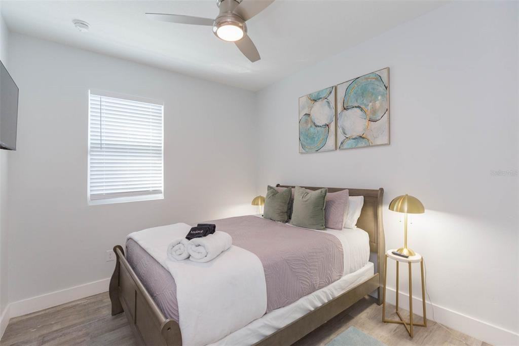 2013 E Waters Ave #2013 - Photo 7 of 42