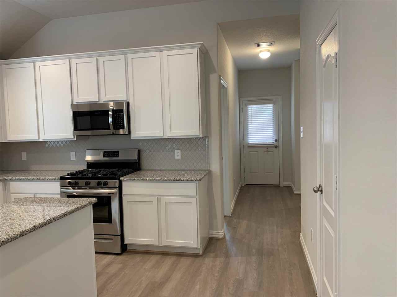 40547 Berylline Ln #40547 - Photo 3 of 25