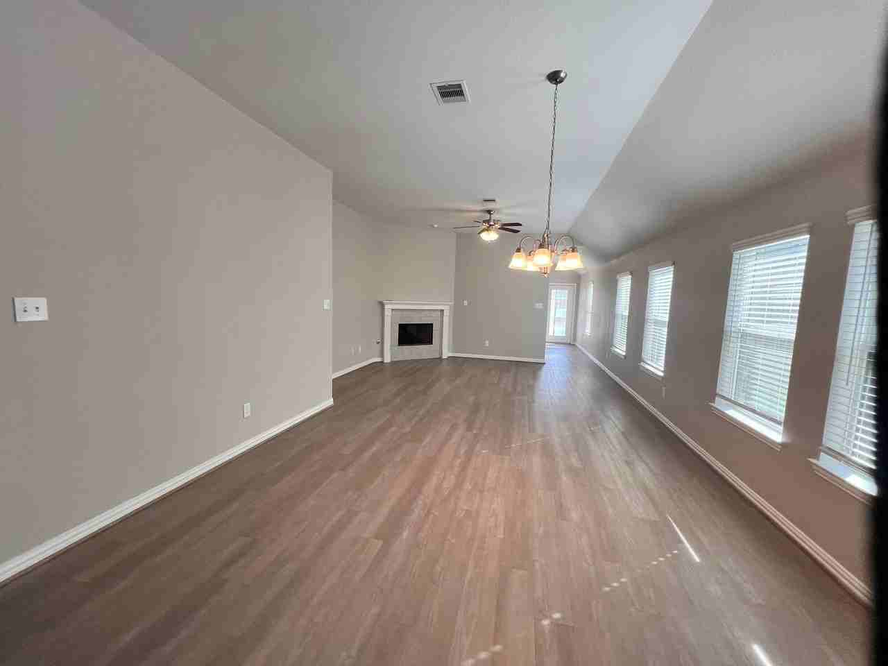 40547 Berylline Ln #40547 - Photo 7 of 25