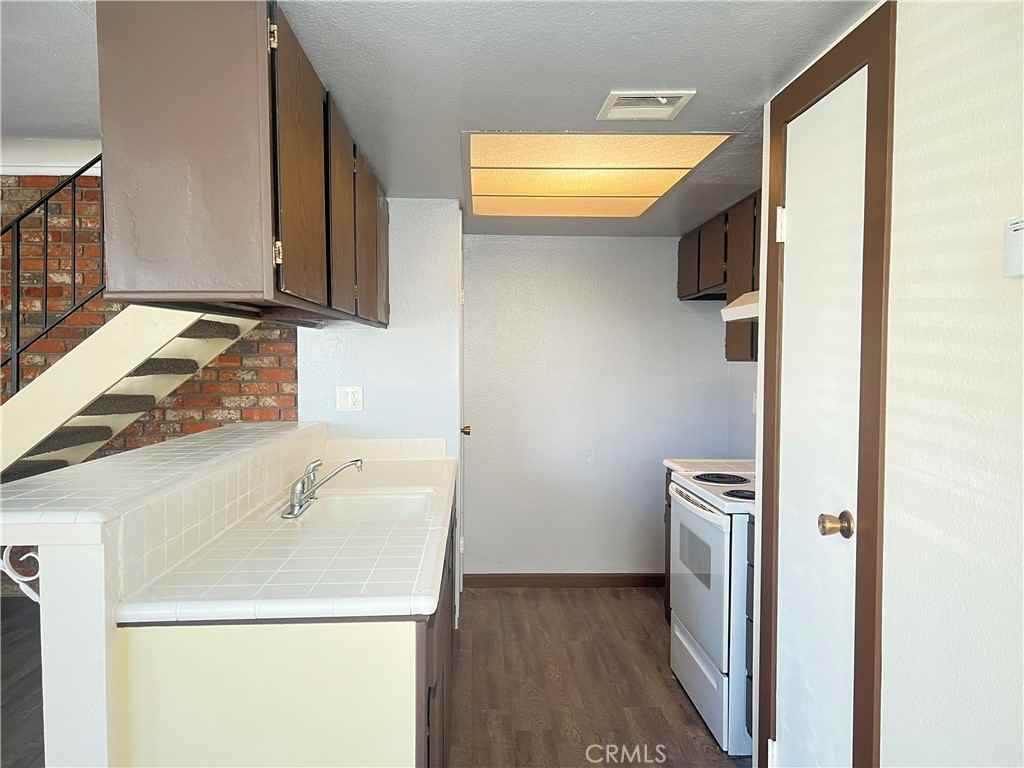 3535 20th St #3535 - Photo 2 of 14