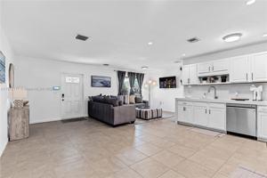 featured image of 1430 Northeast 11th Street