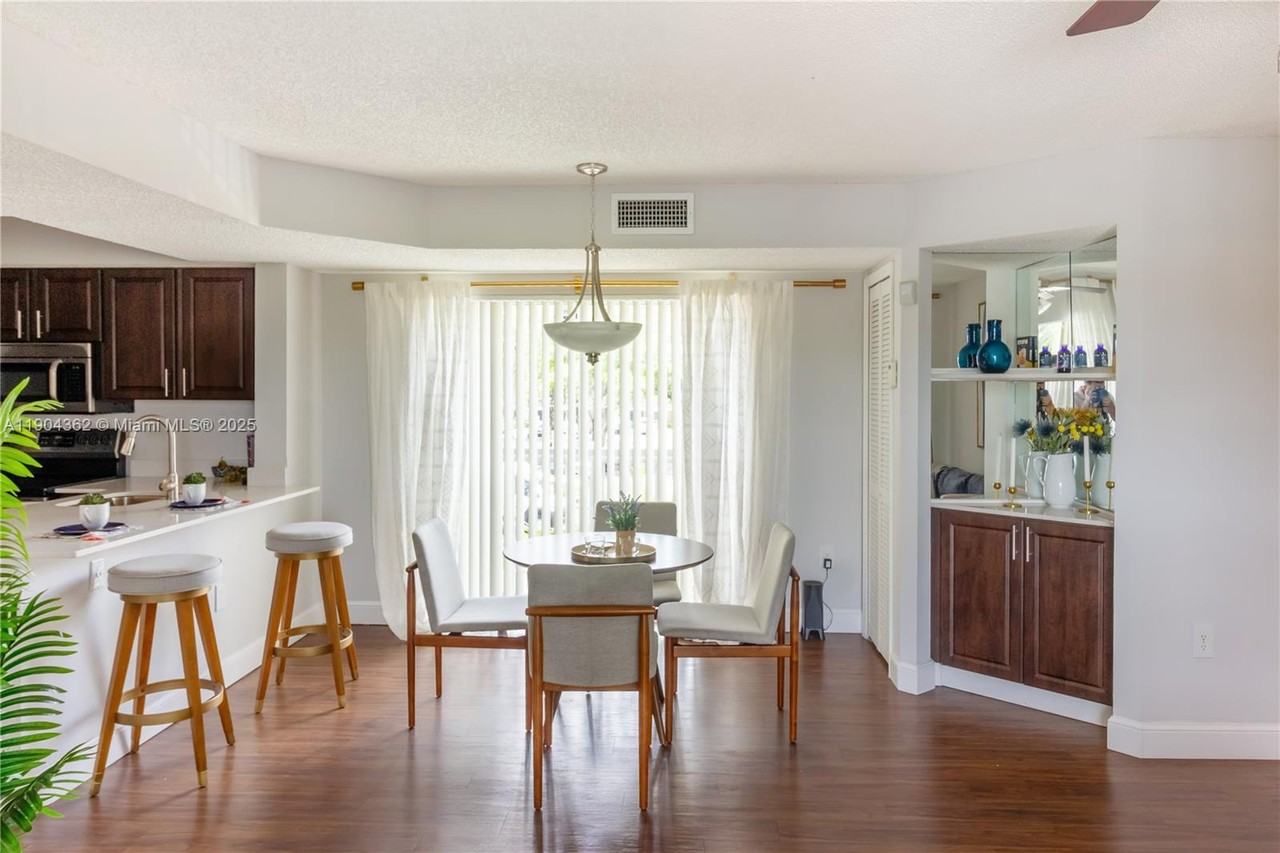 17200 Northwest 64th Avenue - Photo 3 of 50