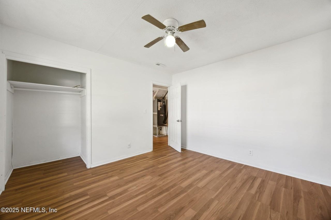 253 Santa Barbara Ave #253 - Photo 4 of 22