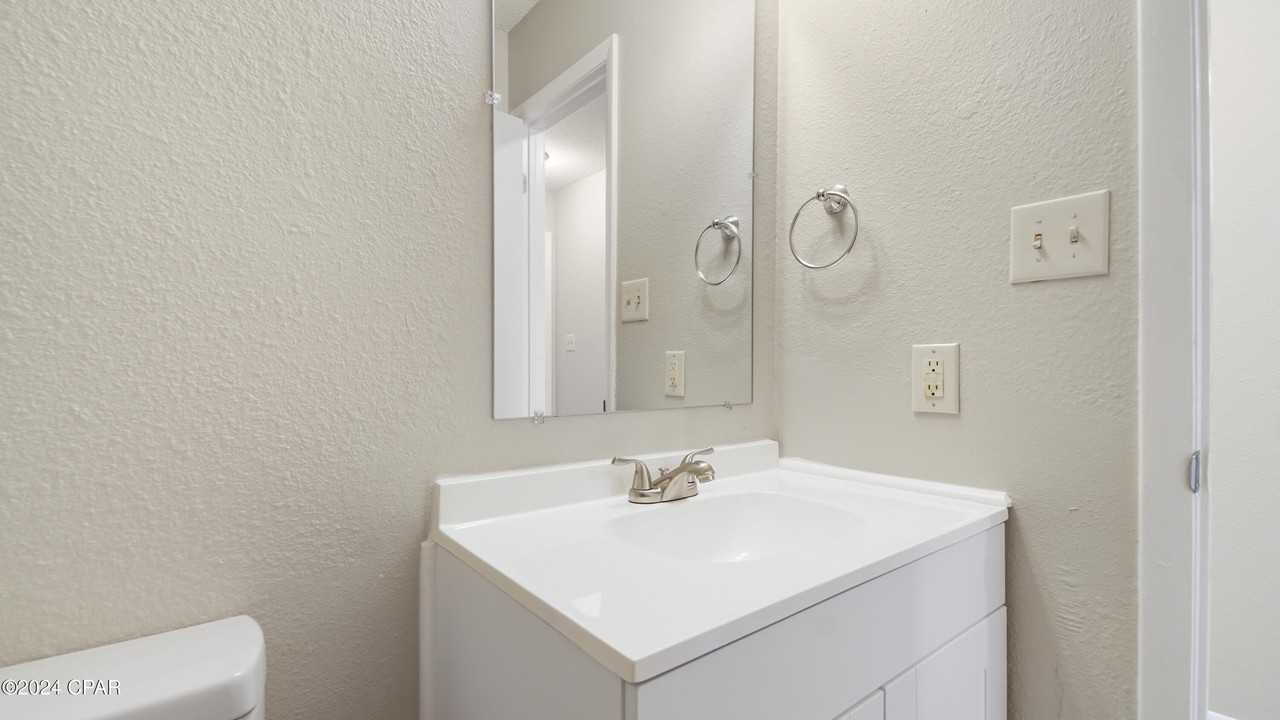 5113 E 10th St #5113A - Photo 7 of 30