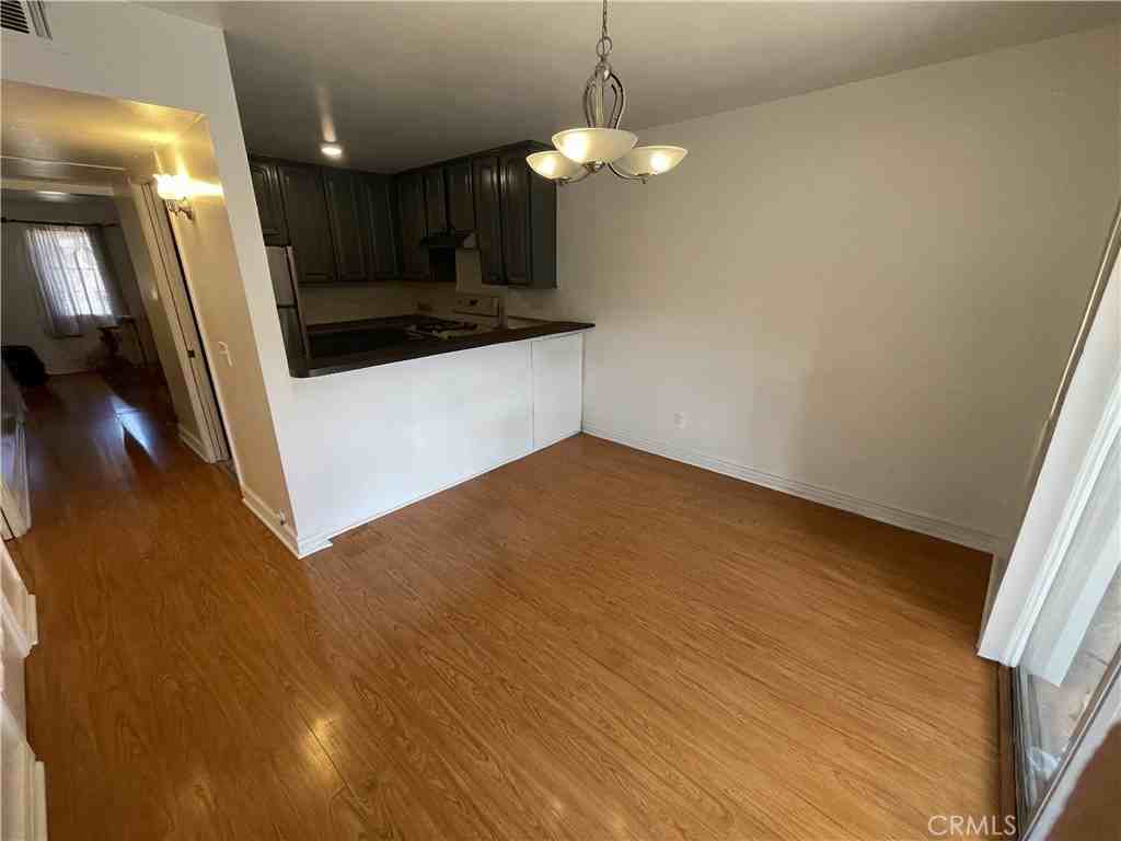 939 Pine Street #939E - Photo 2 of 37