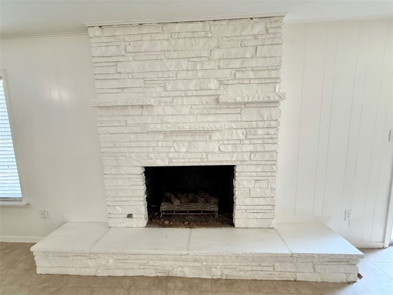 106 Longacre Dr #106 - Photo 3 of 24