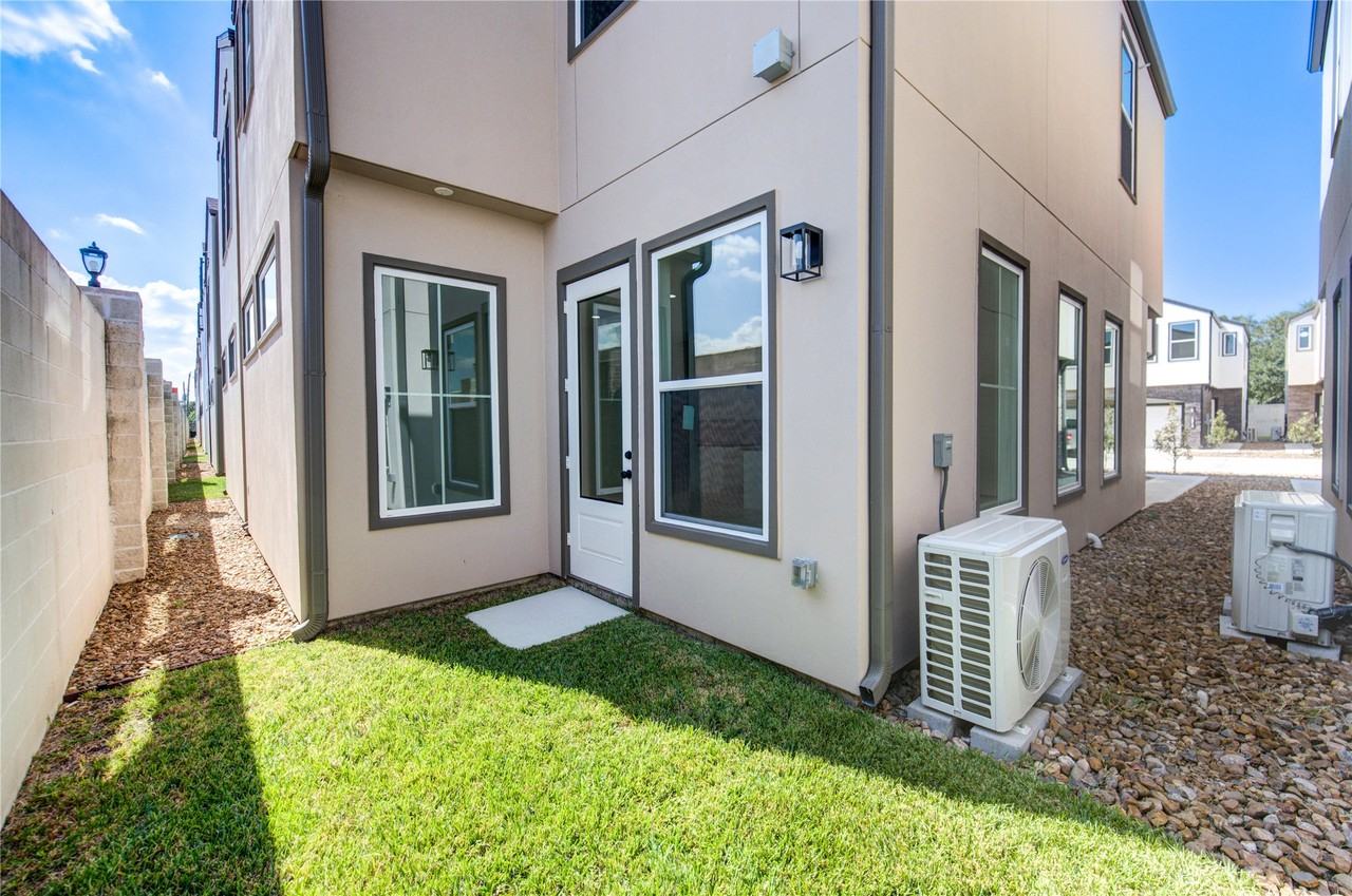 2914 El Fenice Ln #2914 - Photo 3 of 49