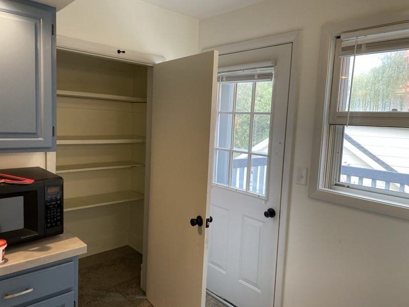 902 Townline Rd - Photo 2 of 16