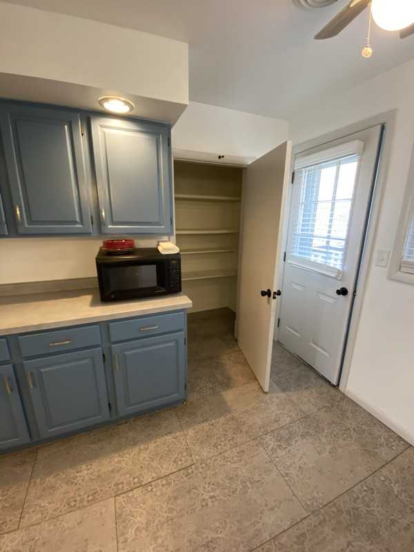 902 Townline Rd - Photo 5 of 16