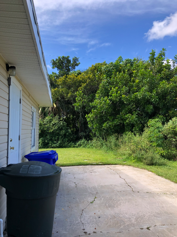 3318 Thomas St - Photo 4 of 9