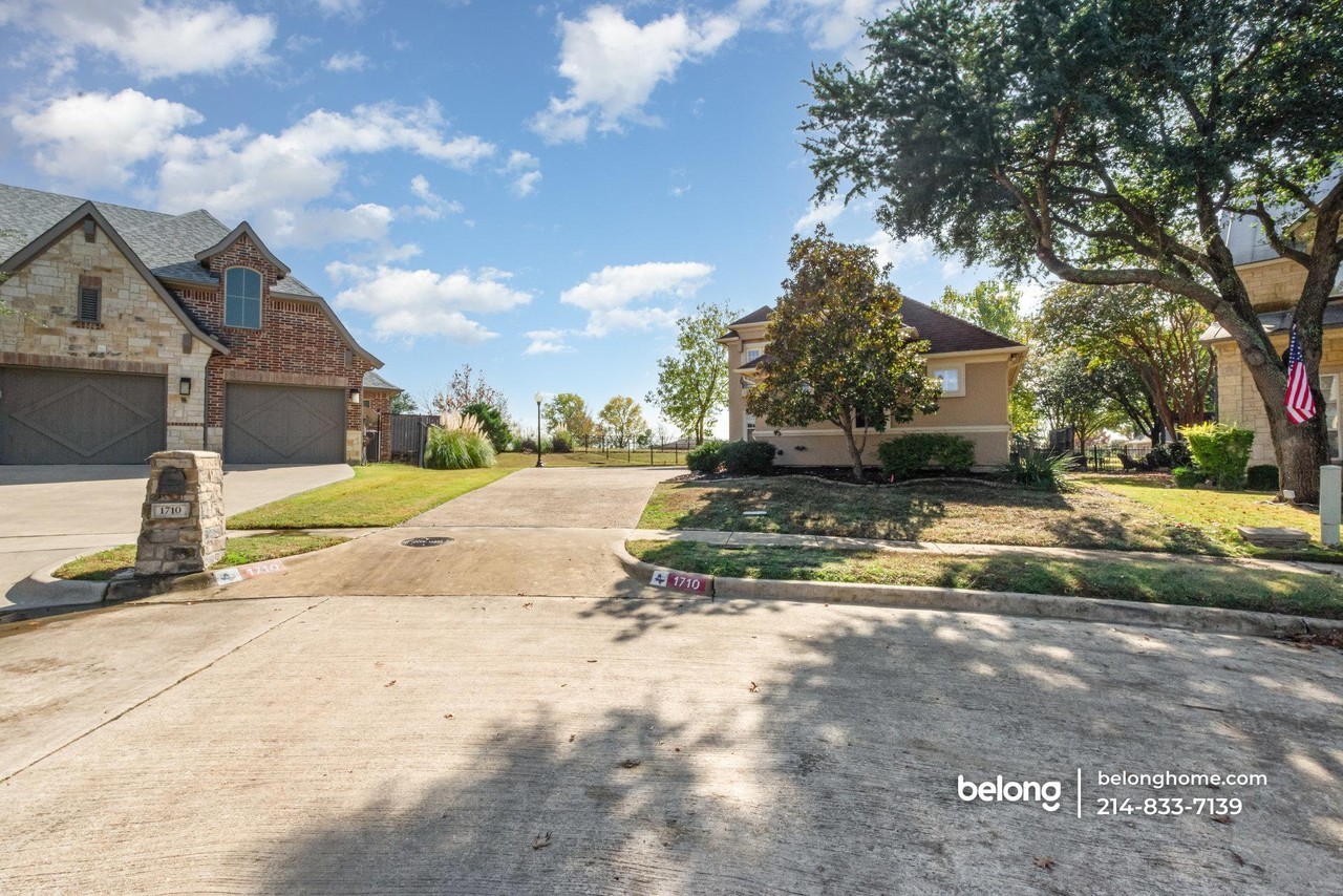 1710 Morrish Ln - Photo 2 of 30