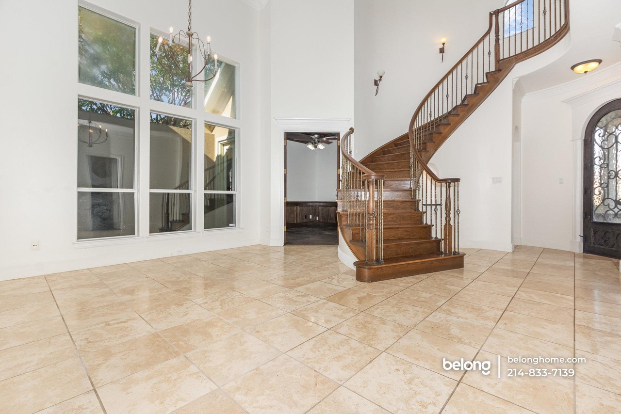 1710 Morrish Ln - Photo 4 of 30