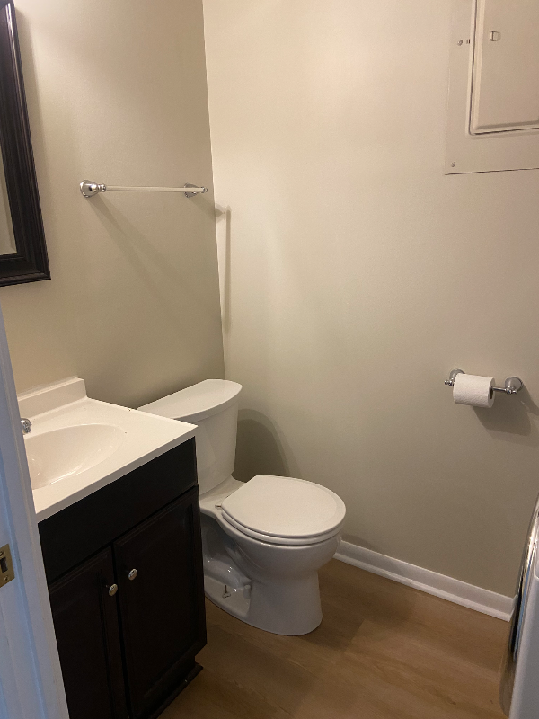 615 Central Ave #G - Photo 5 of 6