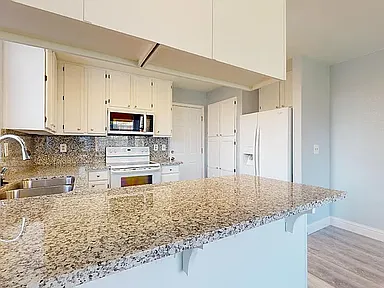 15732 Warfield Rd - Photo 2 of 9