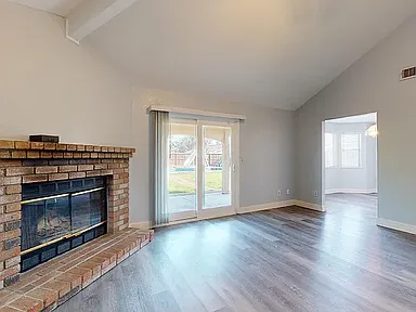 15732 Warfield Rd - Photo 5 of 9