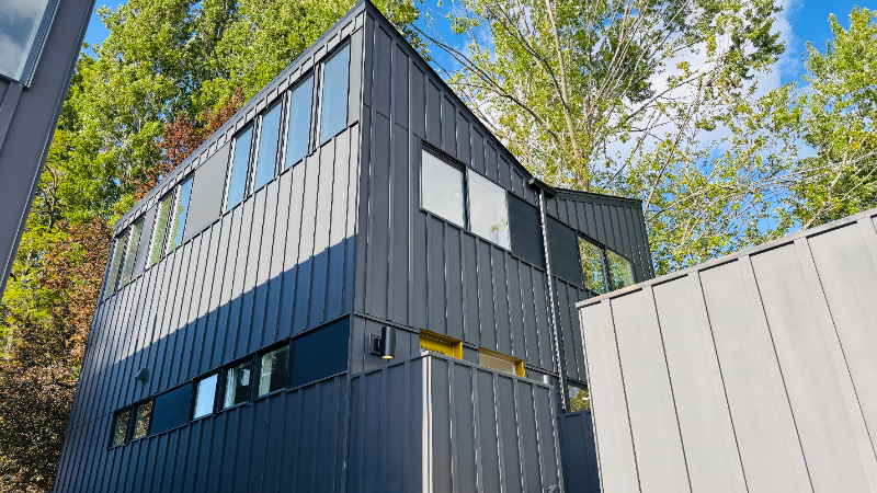 11330 12th Ave Ne - Photo 2 of 15