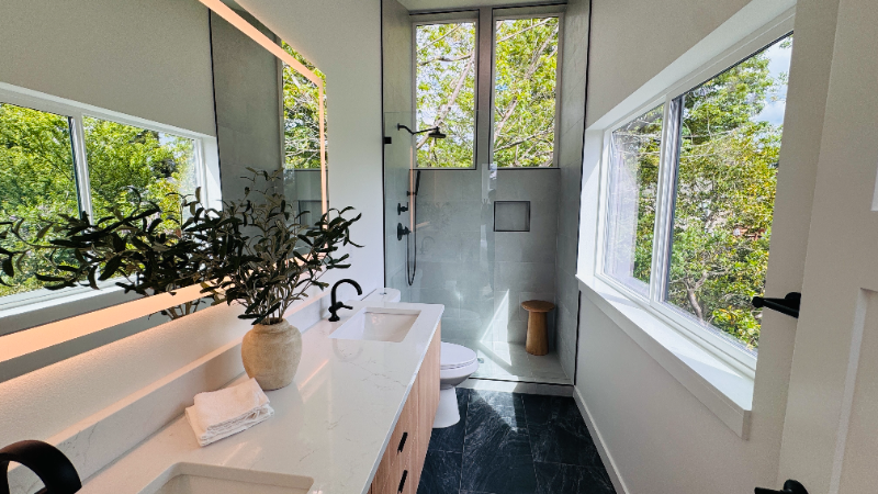 11330 12th Ave Ne - Photo 6 of 15