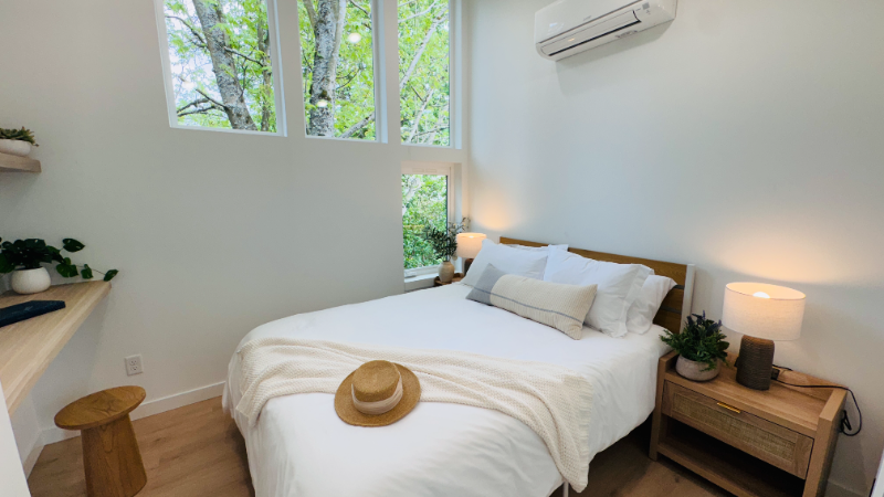 11330 12th Ave Ne - Photo 7 of 15