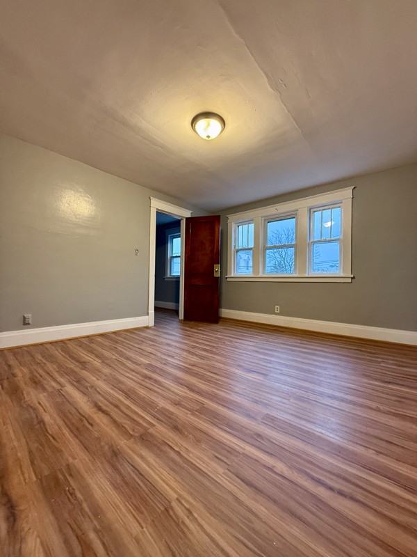 88 Schutrum Street #2UPPER - Photo 3 of 13