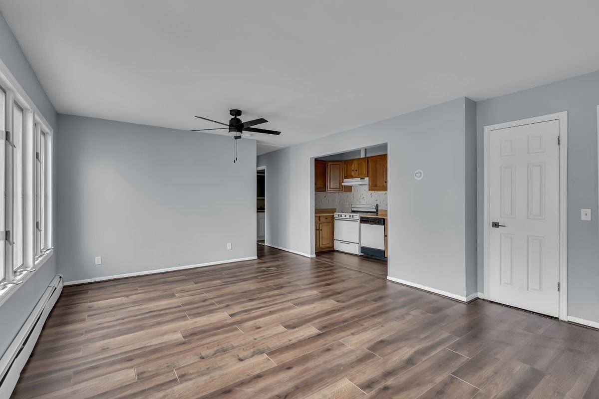 1595 East Second Street - Photo 4 of 13