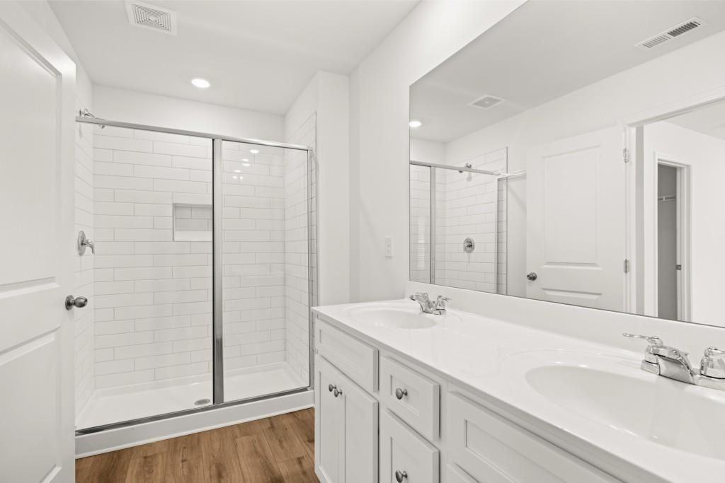 132 Hazel Drive - Photo 7 of 31